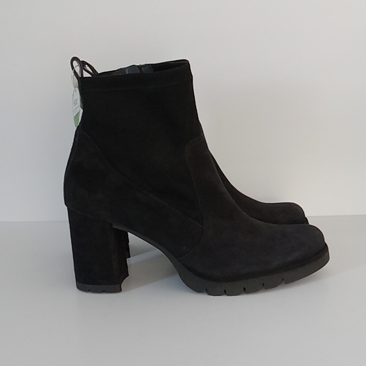 Paul Green Nadia Black Suede Leather Ankle Bootie Size 8